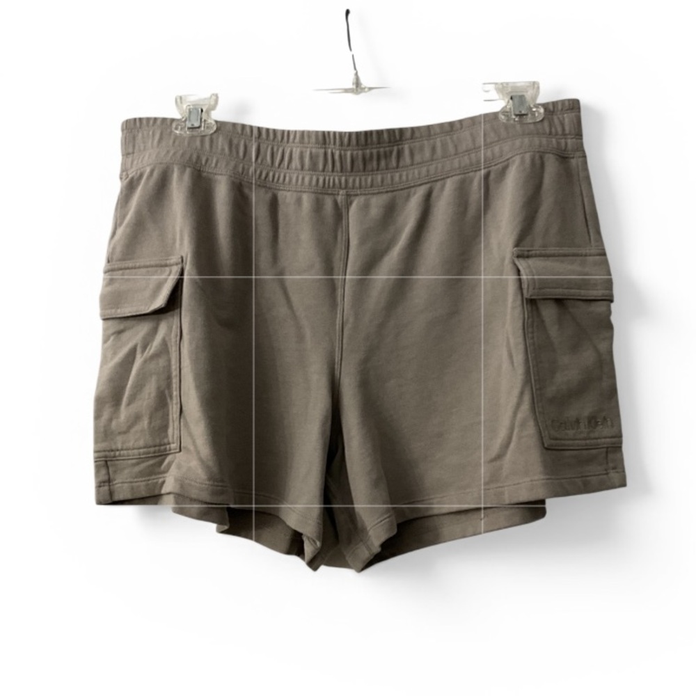 Calvin Klein Taupe Cargo Knit Shorts SZ L